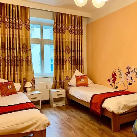 Blue Rose Apartman Karlovy Vary Exterior photo